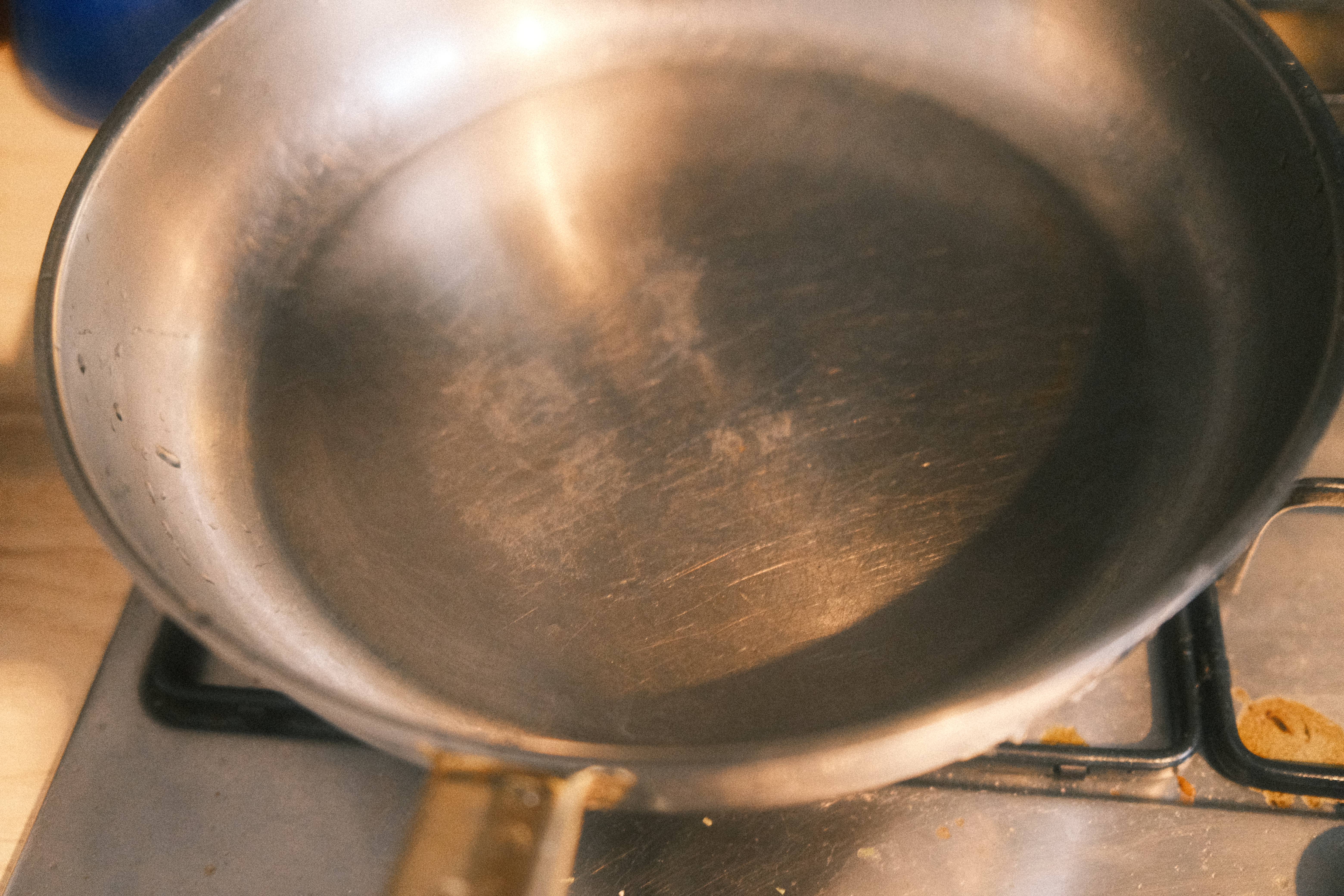 a clean pan with a bit of water